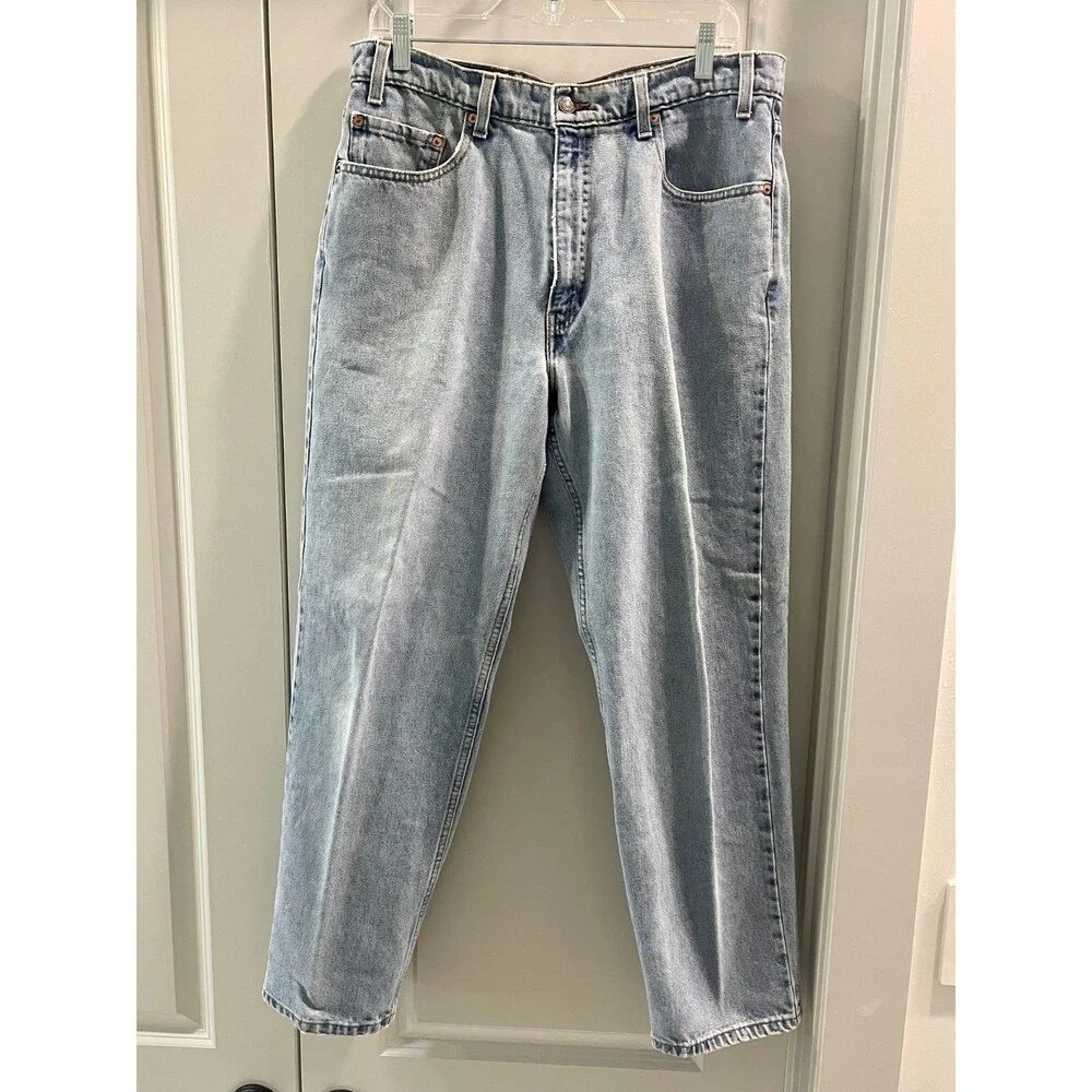 MEN'S VINTAGE (90's) LEVI'S 550 Red Tab, 36